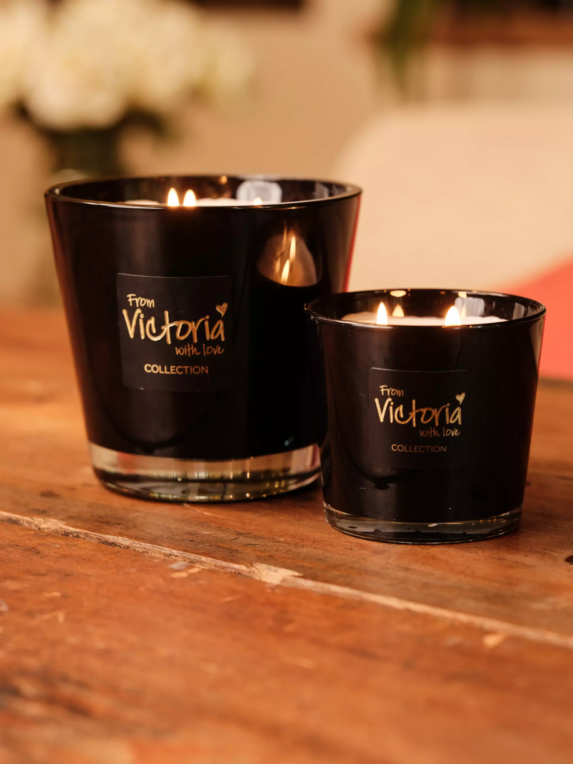 DSBougie-Glossy-Black-M-Victoria-Fortunas_2CF9275-scaled.jpg DSBougie-Glossy-Black-M-Victoria-Fortunas_2CF9275-scaled.jpg